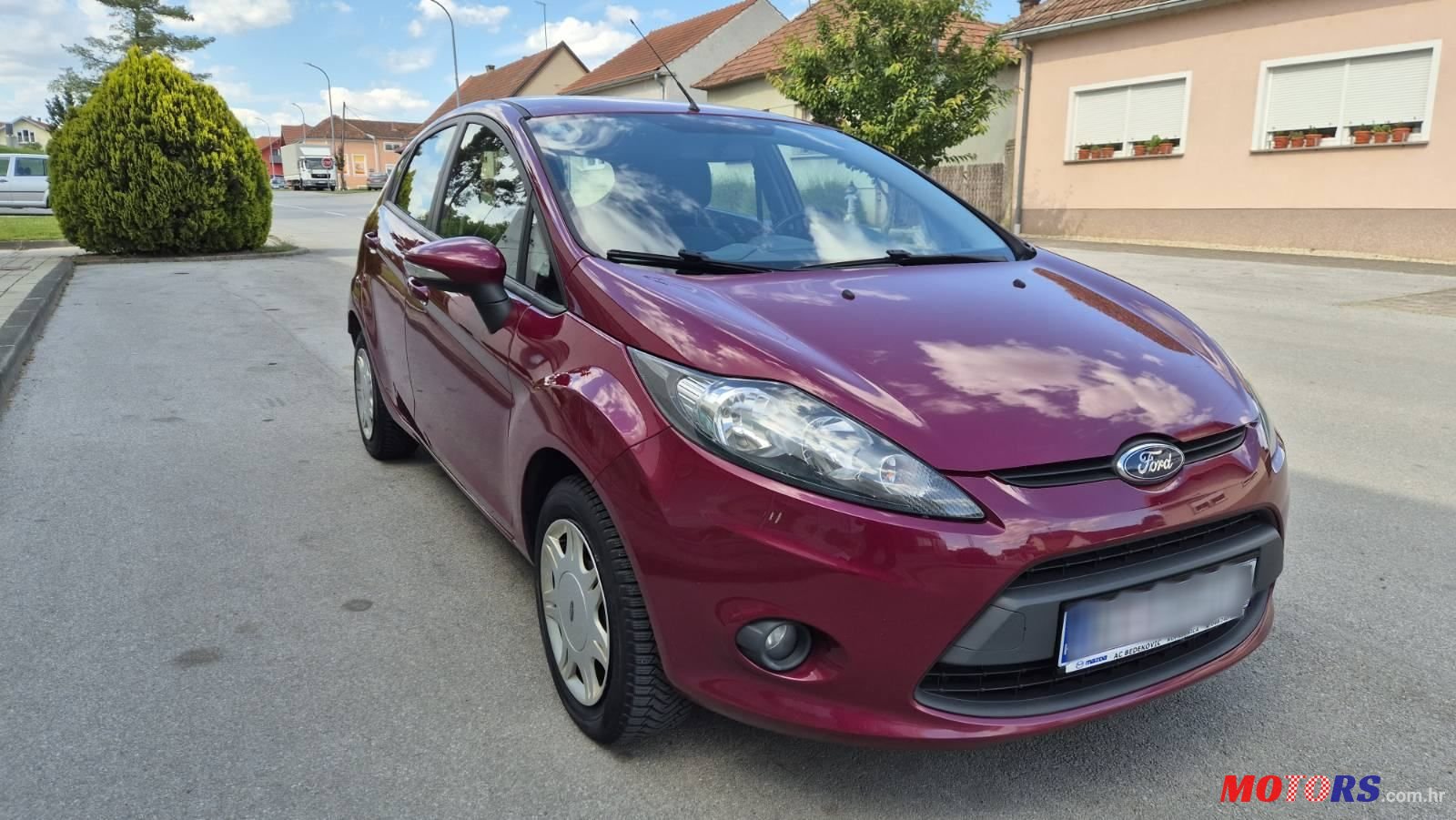 2011' Ford Fiesta 1.4 Tdci photo #2