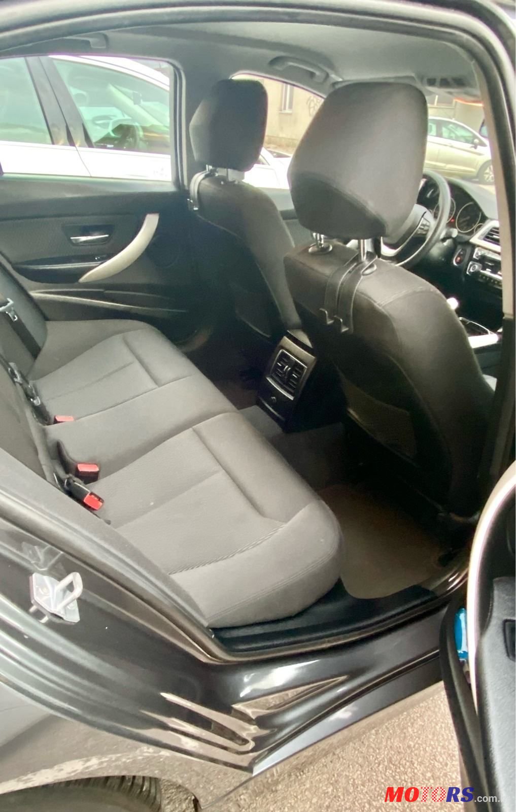 2018' BMW Serija 3 318D photo #5