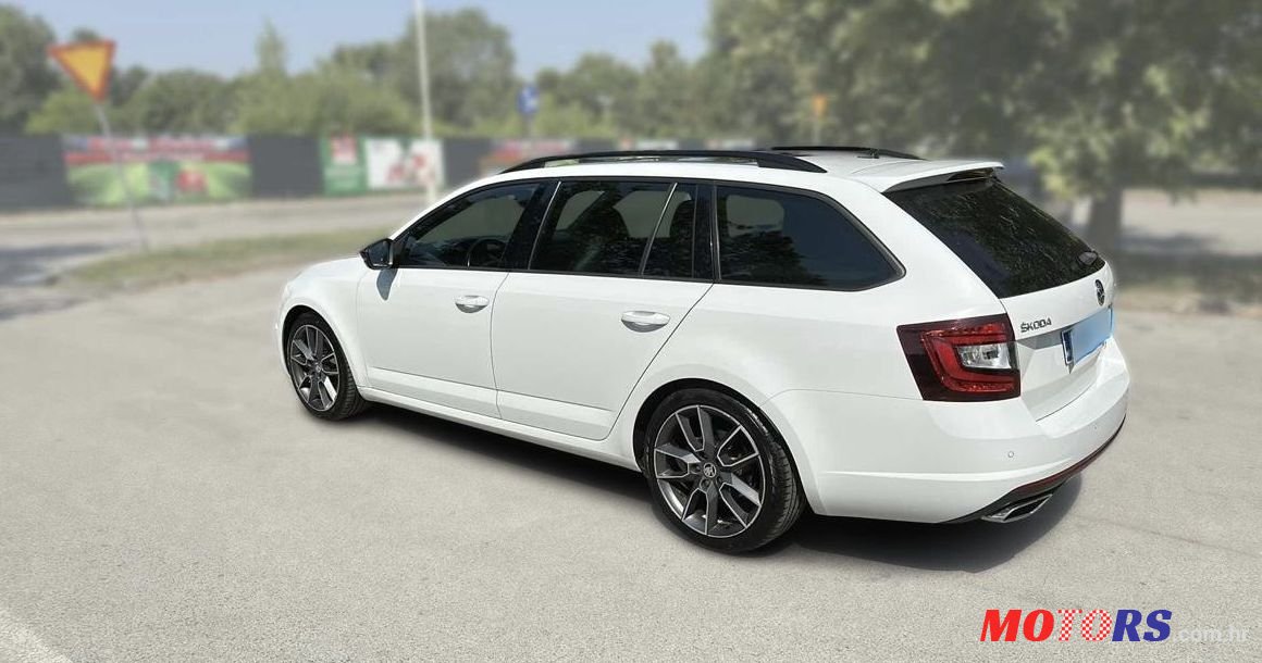 2018' Skoda Octavia Combi photo #4