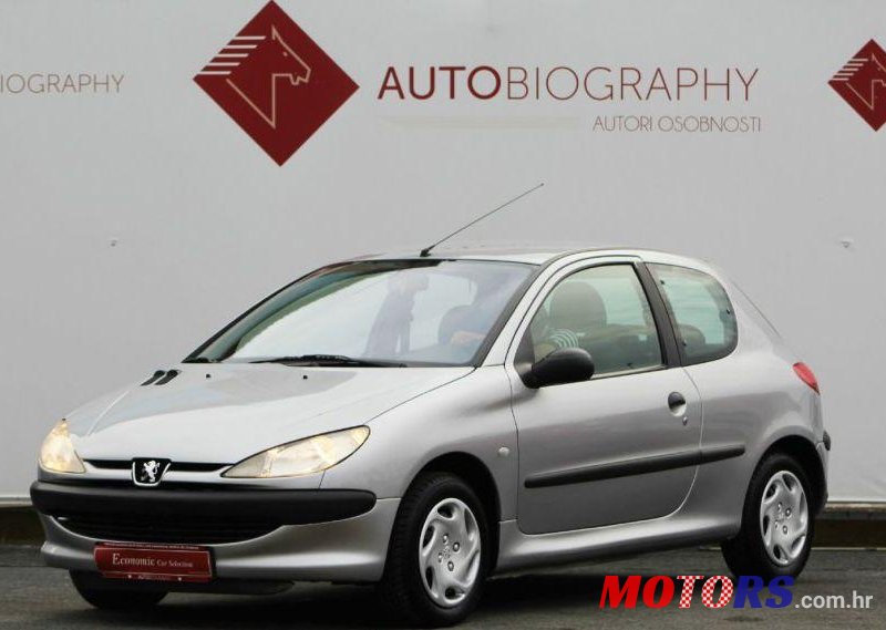 2001' Peugeot 206 206 1,4 photo #2