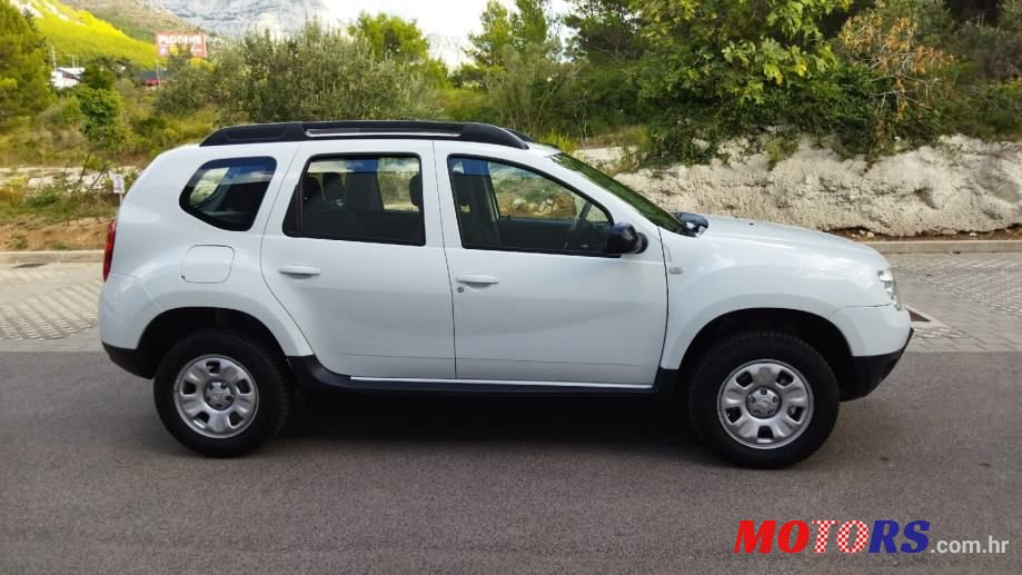 2013' Dacia Duster photo #5