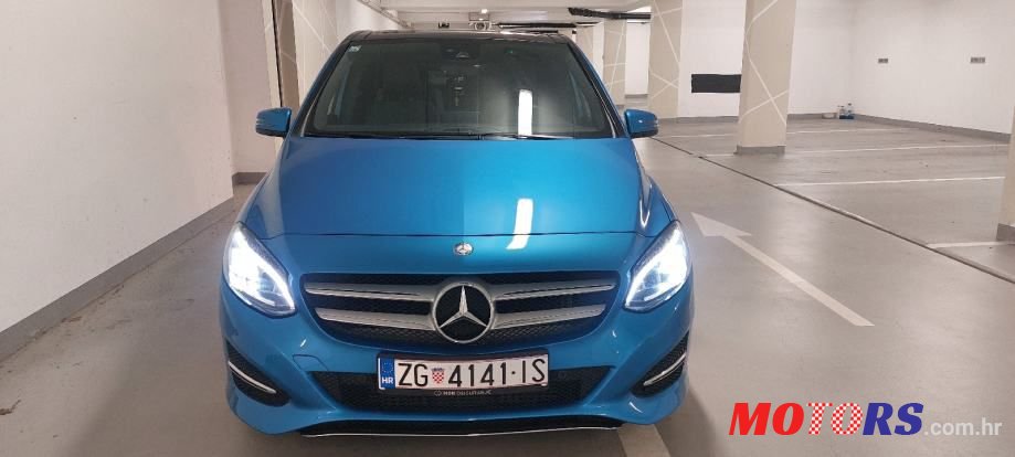2015' Mercedes-Benz B-Klasa 200 Cdi photo #6
