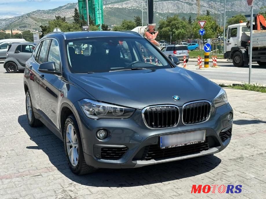 2017' BMW X1 Sdrive18D photo #6