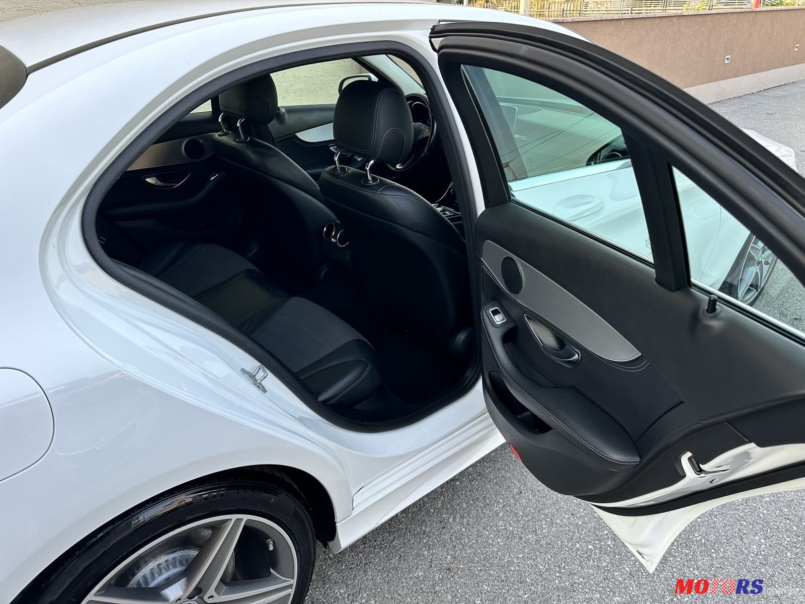 2016' Mercedes-Benz C-Klasa 220 D Amg photo #3