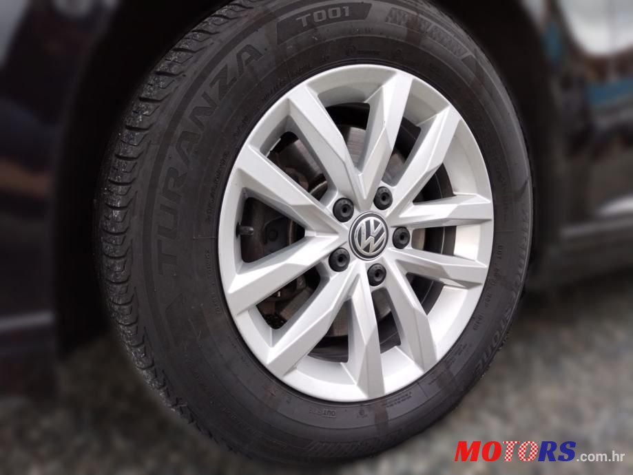 2016' Volkswagen Passat Variant photo #6