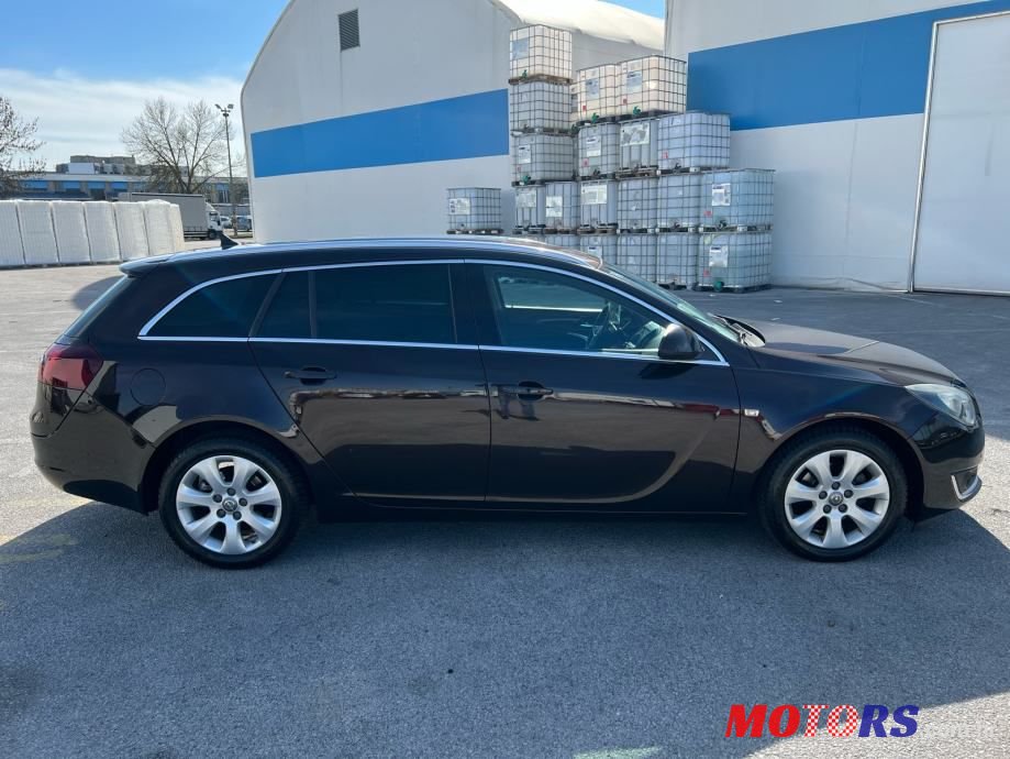 2014' Opel Insignia Karavan photo #3