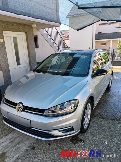 2019' Volkswagen Golf VII 1,6 Tdi photo #2