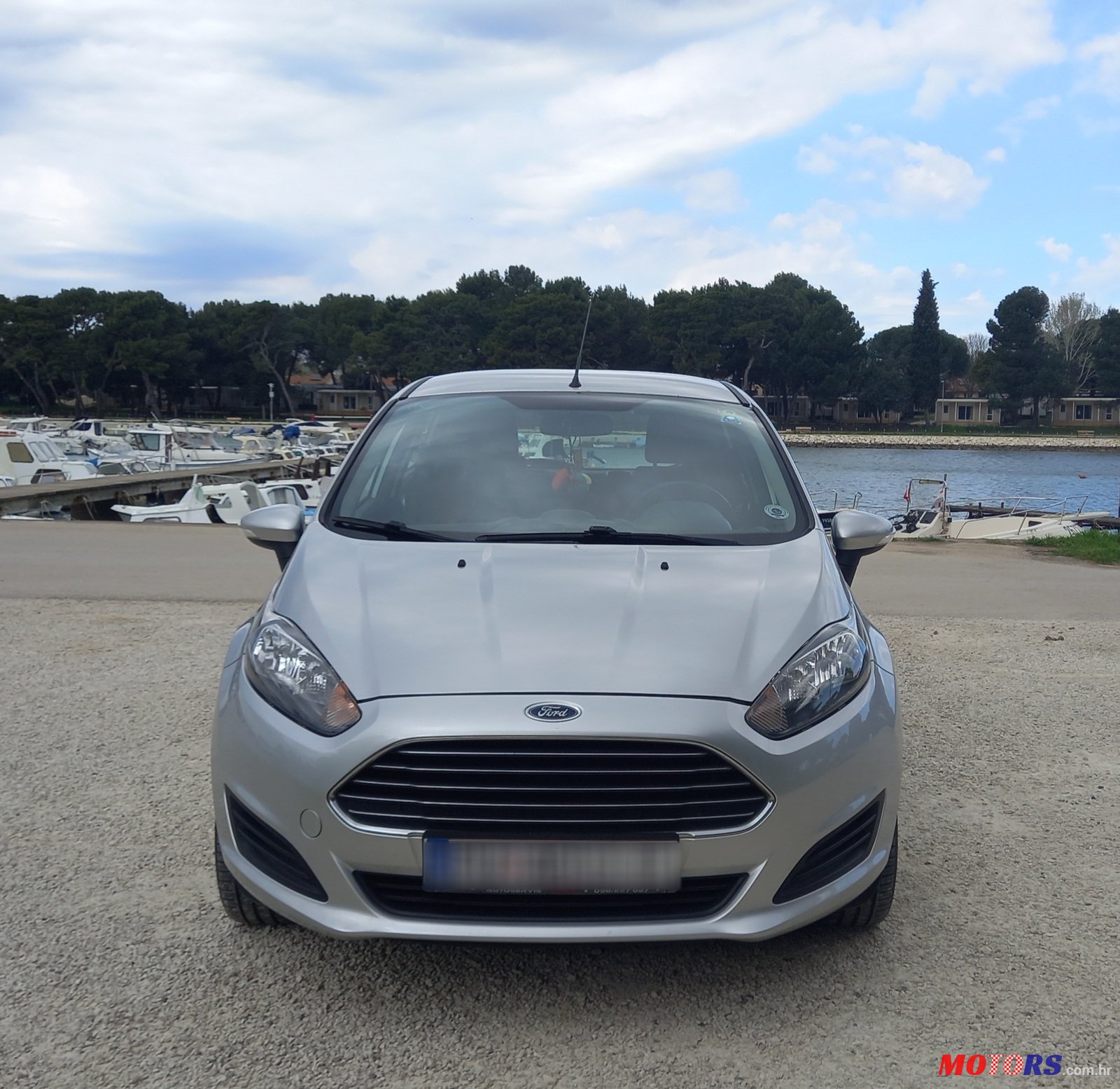 2013' Ford Fiesta photo #3