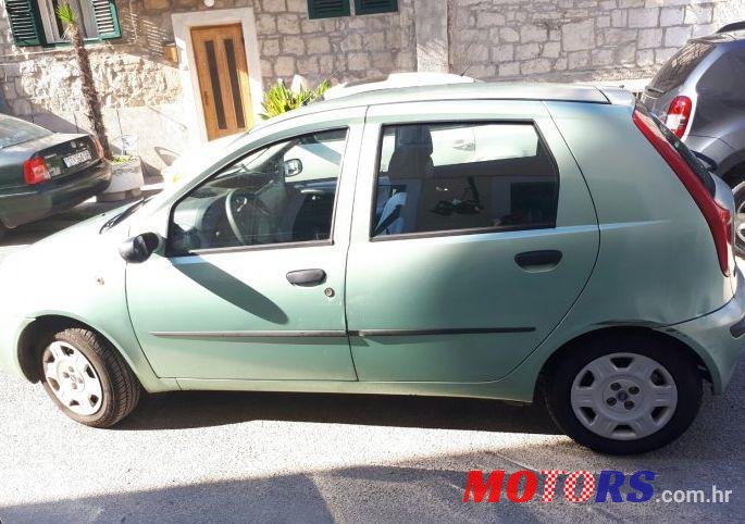2000' Fiat Punto 1,2 16V photo #1