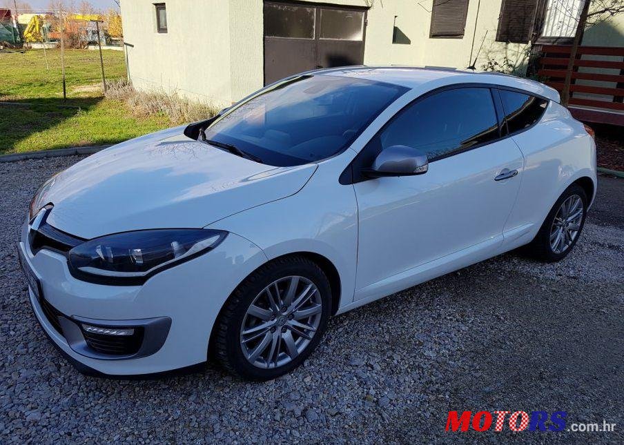 2014' Renault Megane Coupe photo #1