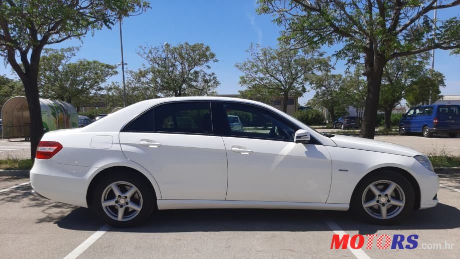 2010' Mercedes-Benz E-Klasa 200 Cdi photo #6