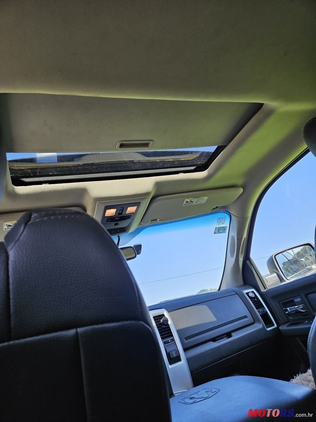 2012' Dodge Ram 5,7 Hemi photo #4