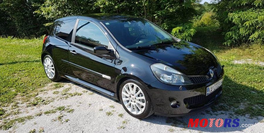 2008' Renault Clio 2,0 16V Sport photo #1