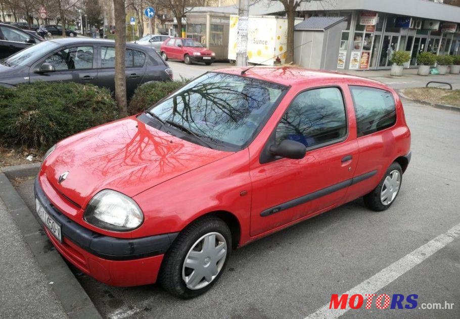 2000' Renault Clio 1,2 photo #1