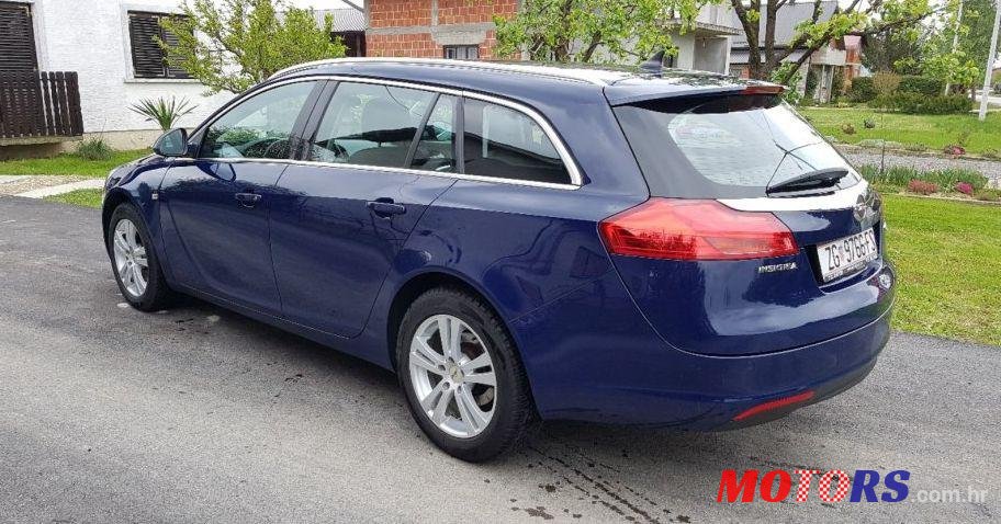 2013' Opel Insignia Karavan photo #1