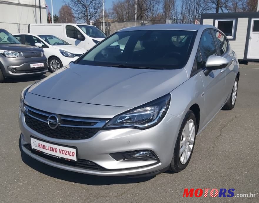 2018' Opel Astra 1.6 Cdti photo #2