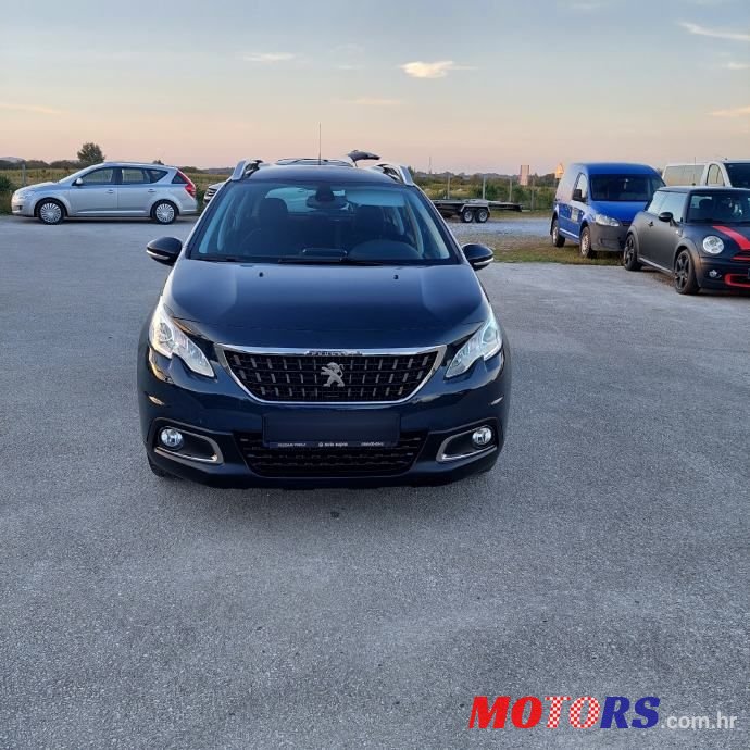 2016' Peugeot 2008 1,2 photo #1