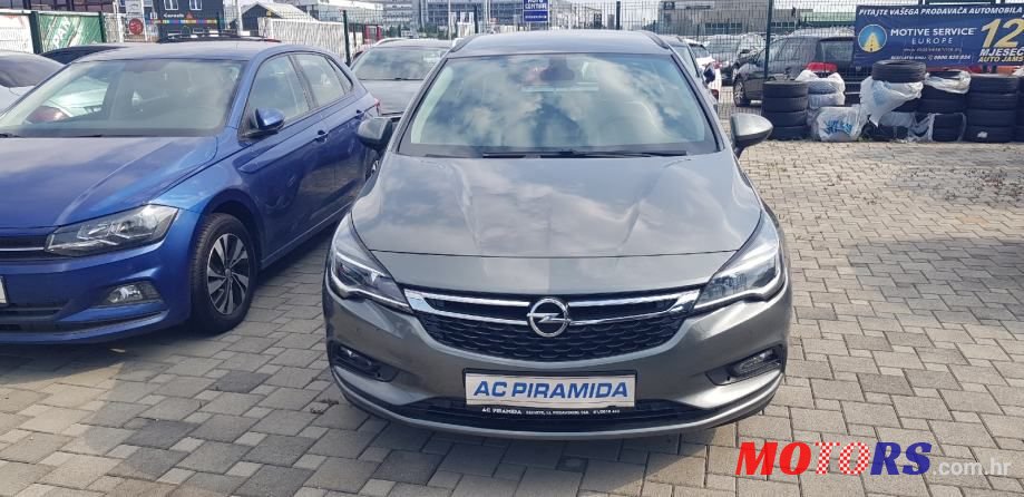 2016' Opel Astra Karavan photo #1