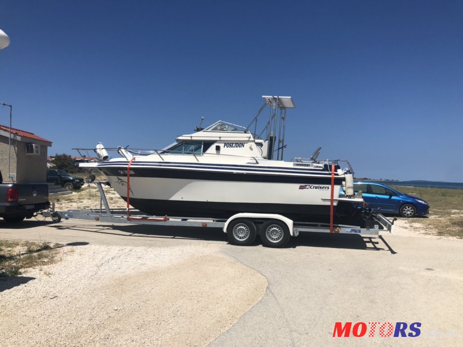 1989' Cruisers Yachts photo #1