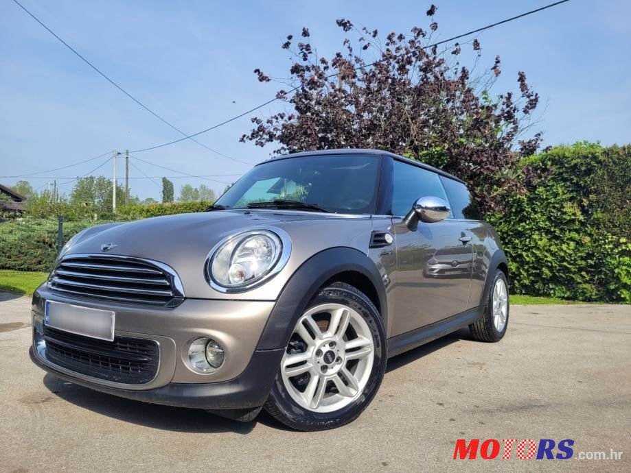 2013' MINI Cooper Cooper photo #1