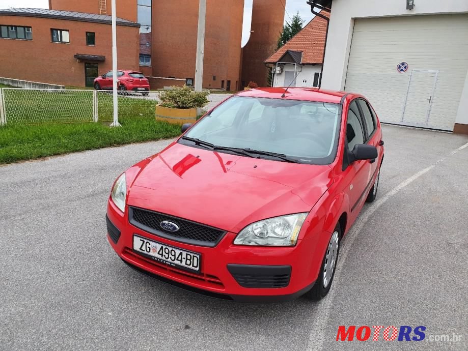 2005' Ford Focus photo #1