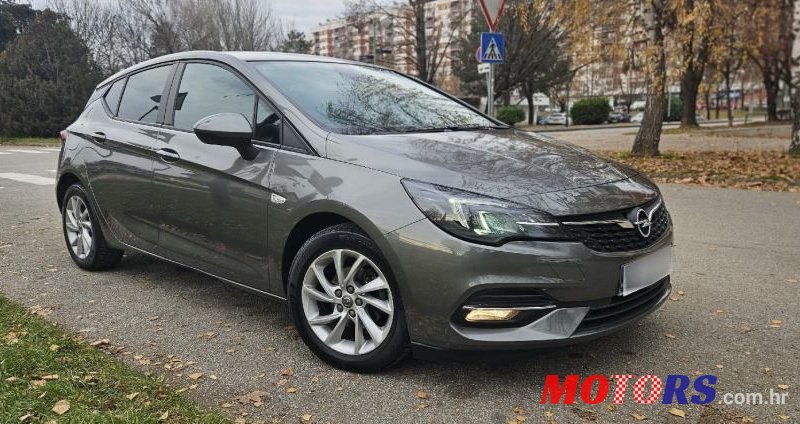 2020' Opel Astra 1,5 D photo #3