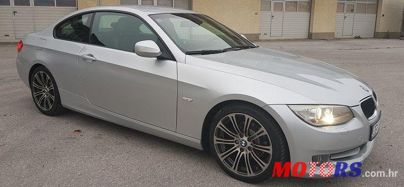 2010' BMW Serija 3 Coupe 320D photo #1