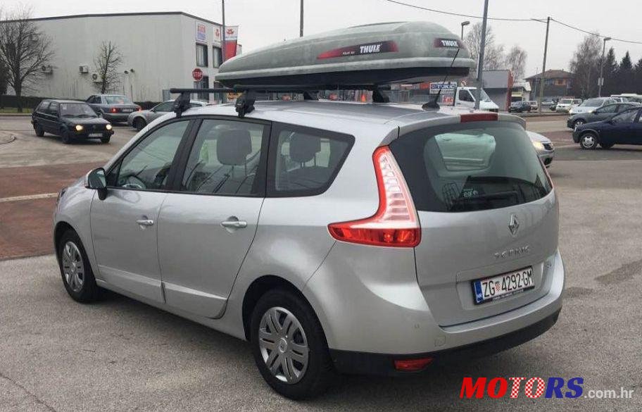 2014' Renault Grand Scenic Dci photo #1