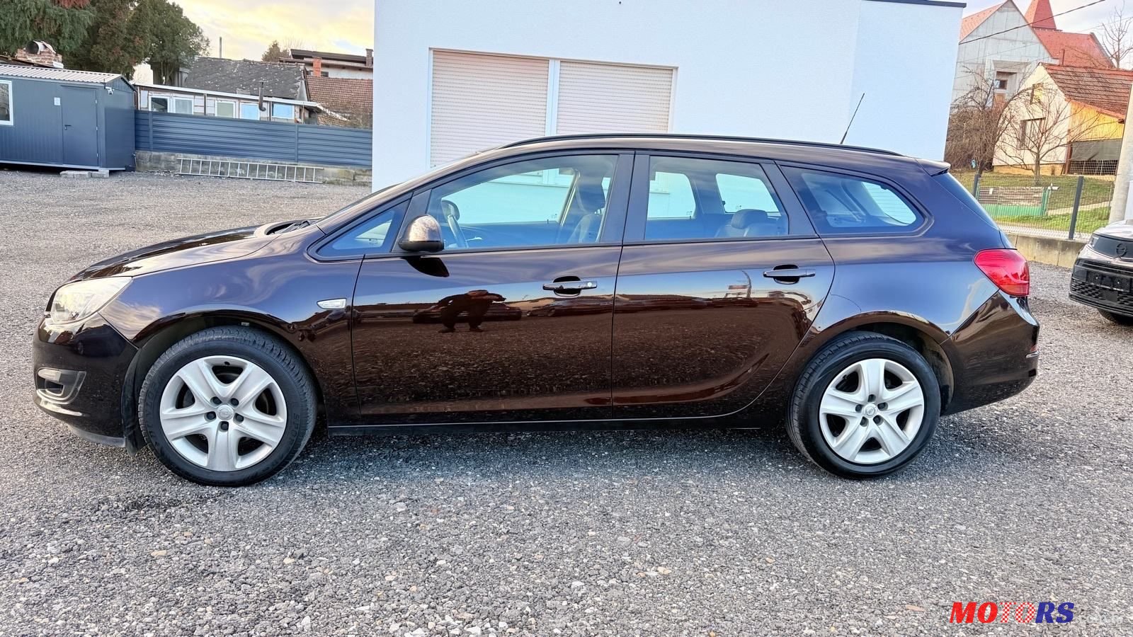 2015' Opel Astra Karavan photo #4