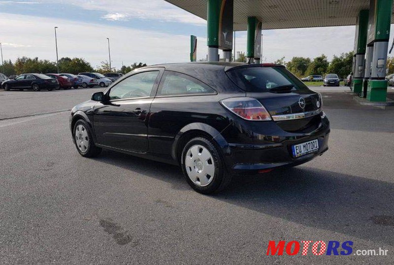 2006' Opel Astra Coupe 1.4 photo #2