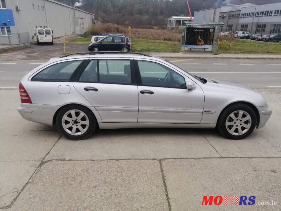 2003' Mercedes-Benz C-Klasa 200 T photo #3