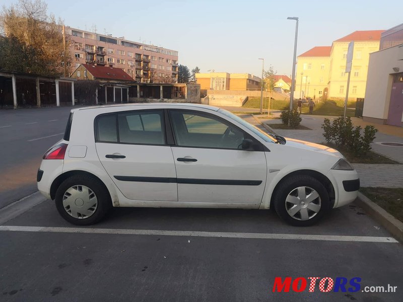 2004' Renault Megane photo #1