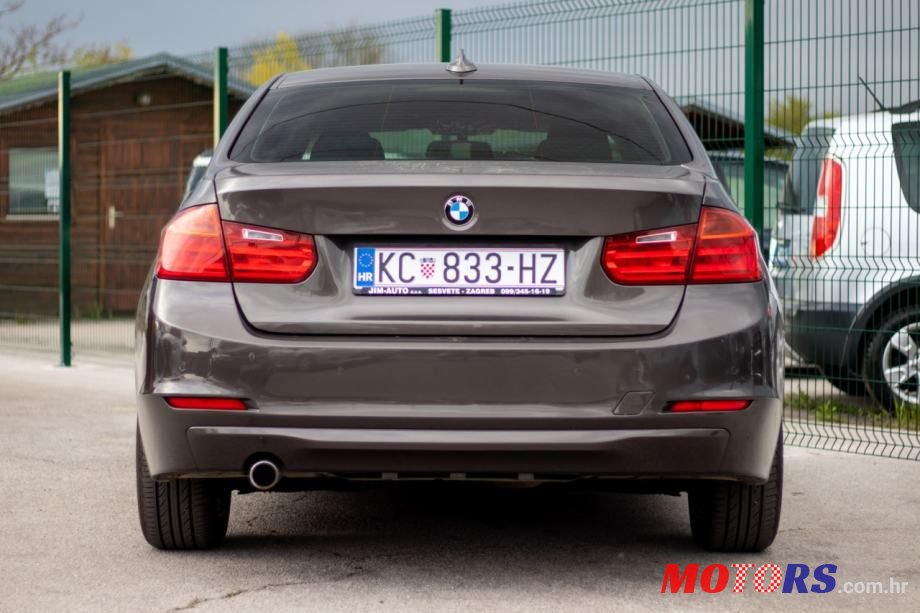 2012' BMW Serija 3 316D photo #5