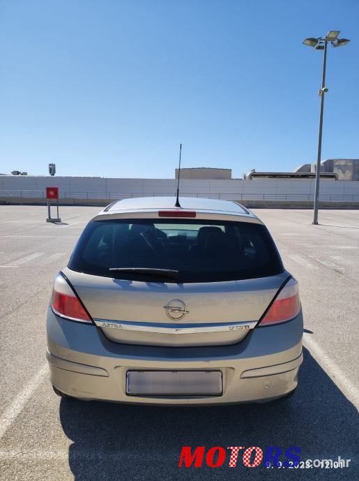 2006' Opel Astra 1,7 Cdti photo #3