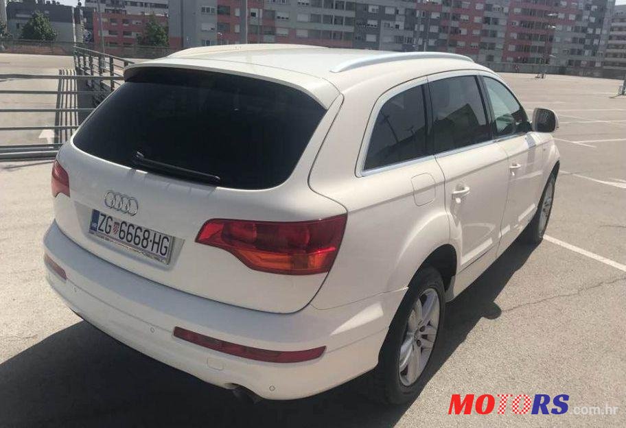 2009' Audi Q7 photo #5