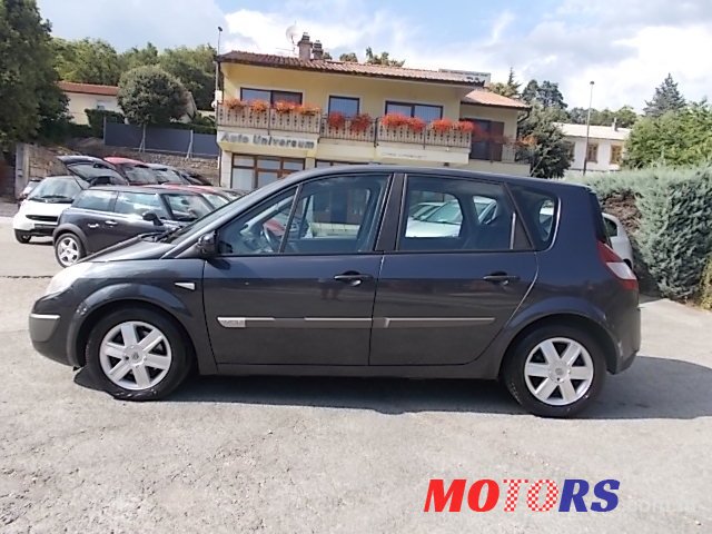 2005' Renault Scenic photo #2