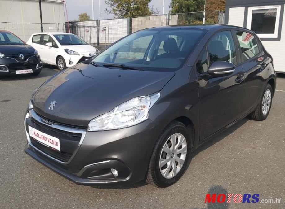 2020' Peugeot 208 photo #2