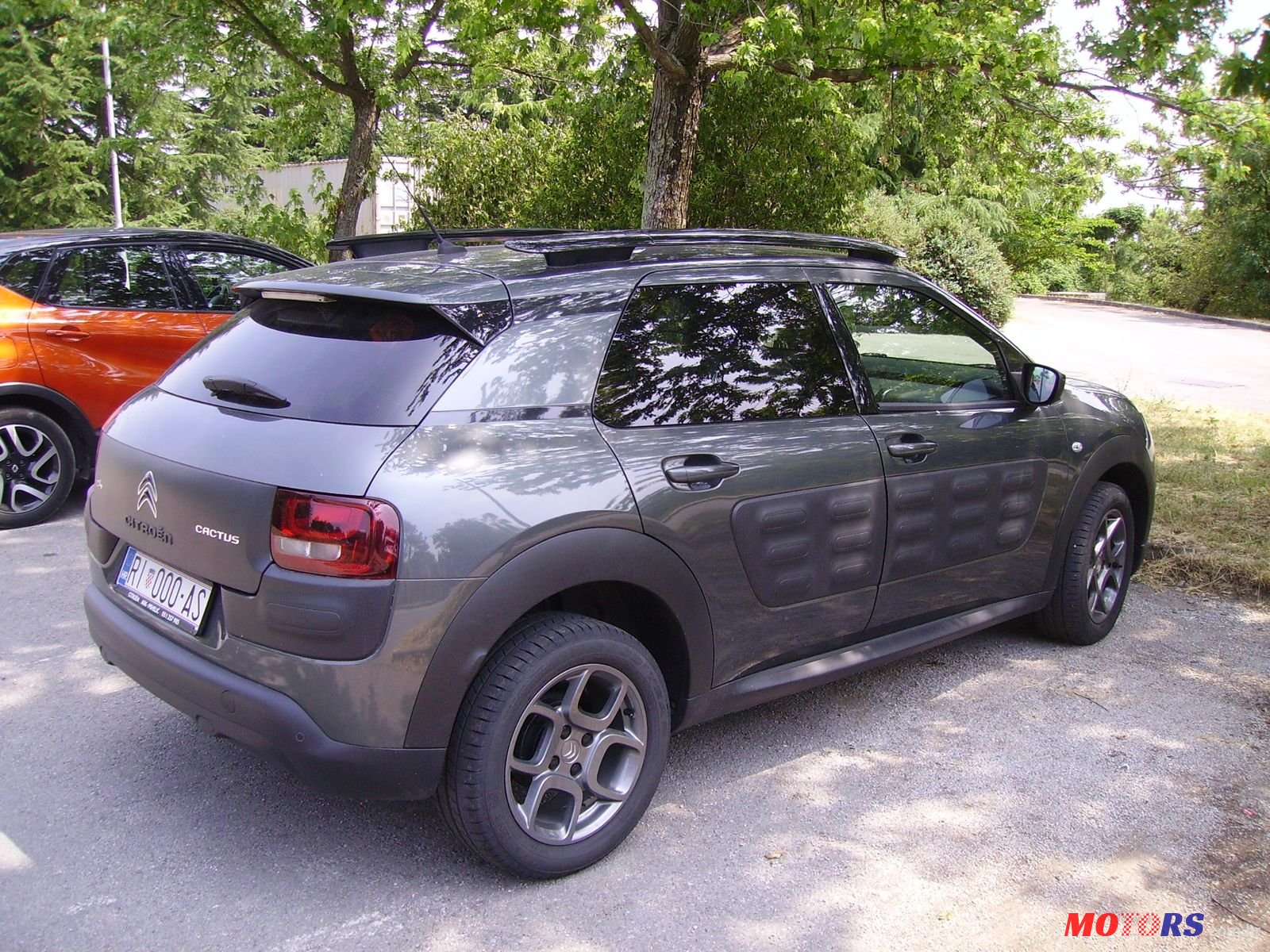 2016' Citroen C4 Cactus 1.2 turbo 110 KS photo #3