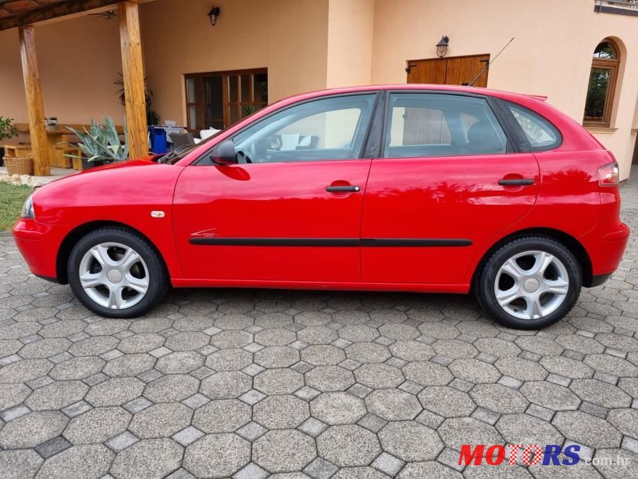 2005' SEAT Ibiza 1,9 Sdi photo #3