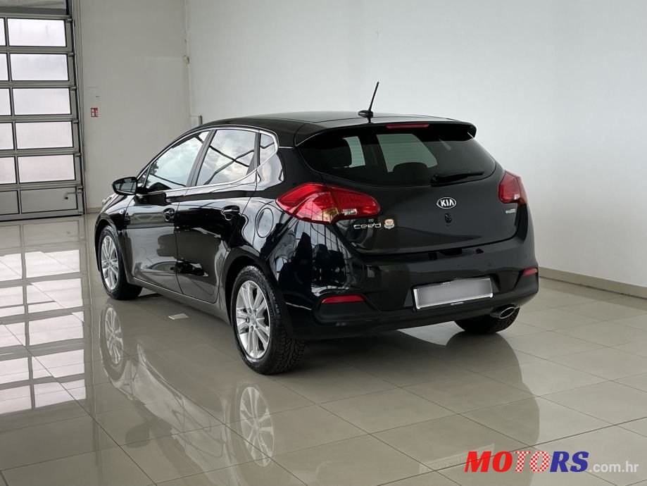 2015' Kia Ceed photo #6