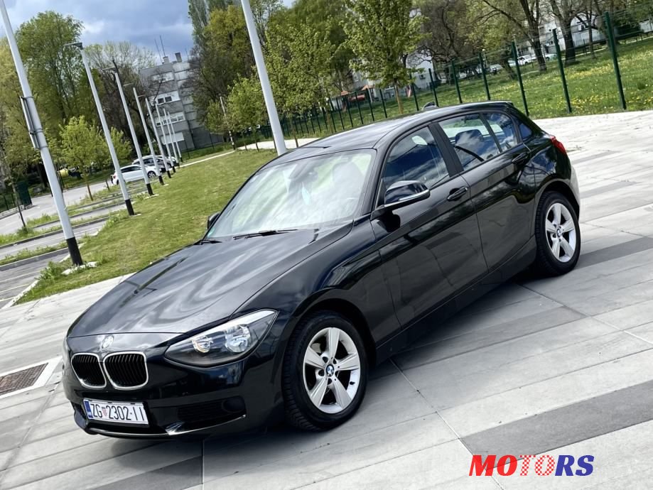 2013' BMW Serija 1 116D Sport photo #1