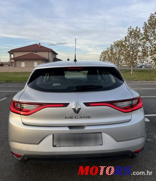 2019' Renault Megane Blue Dci 95 photo #4