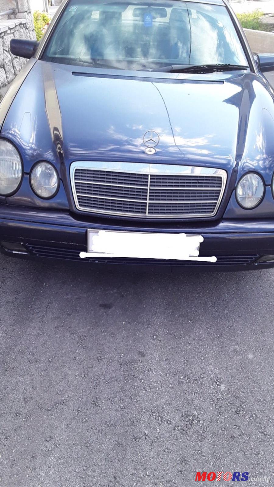 1997' Mercedes-Benz 200E photo #2