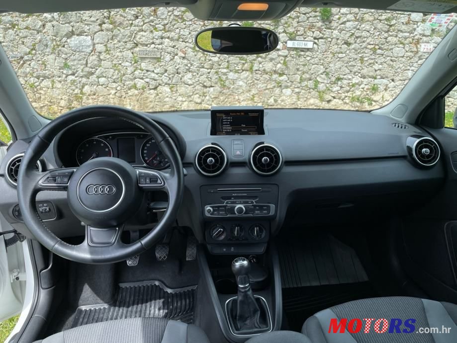 2015' Audi A1 1,0 Tfsi photo #1