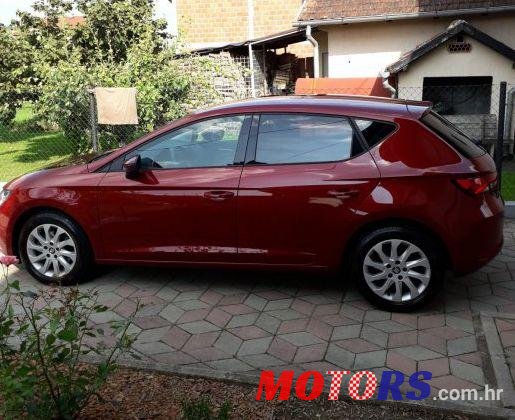 2013' SEAT Leon photo #2