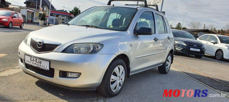 2003' Mazda 2 1.4 Cd photo #1