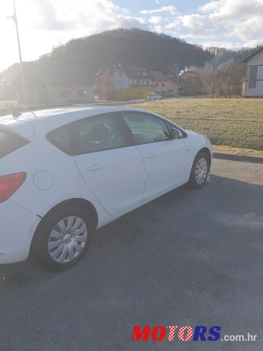 2014' Opel Astra 1.7 Cdti photo #3