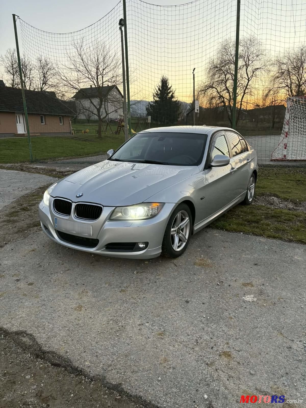 2010' BMW Serija 3 318D E90 photo #1