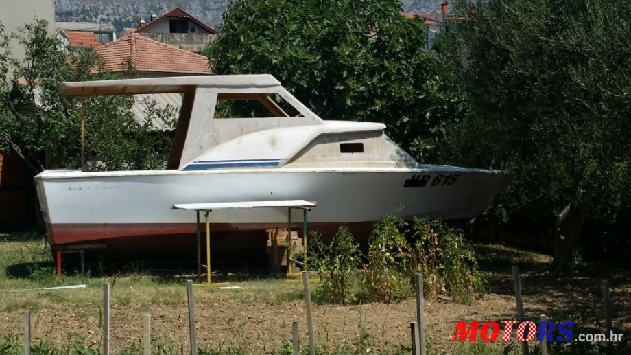 1976' Chris-Craft photo #1