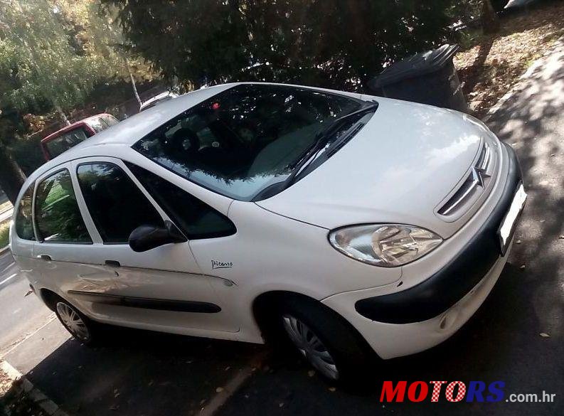 2000' Citroen Xsara Picasso 2,0 HDi photo #2